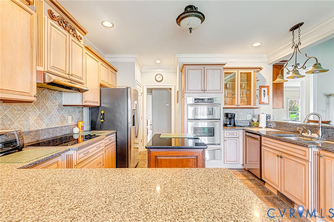 14461 Riverside Drive Ashland, VA 23005 - Photo 20 of 63 Lots of counter space and cabinets!