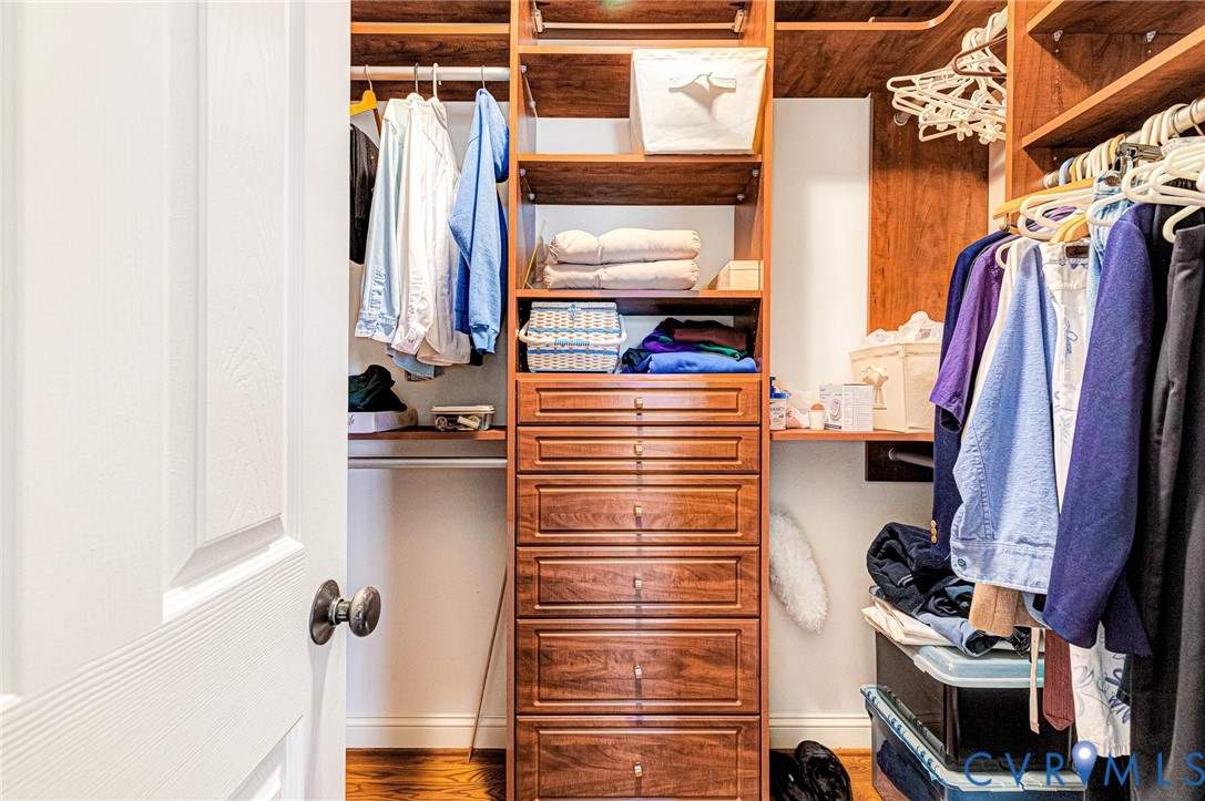 14461 Riverside Drive Ashland, VA 23005 - Photo 27 of 63 1st walk-in closet with built-ins in Primary Suite
