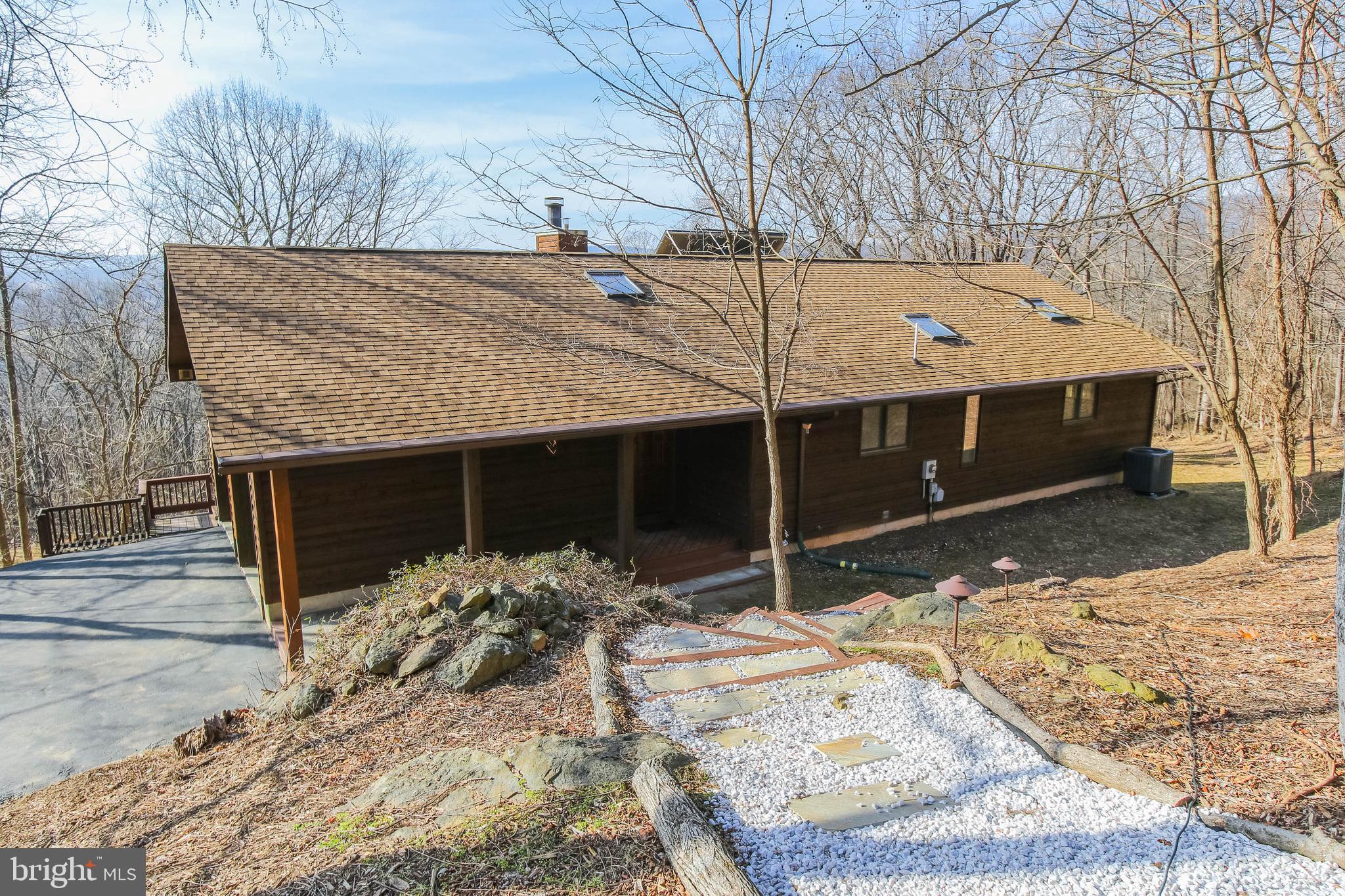 2943 Ward Kline Road Myersville, MD 21773 - Photo 2 of 69 Front walkway
