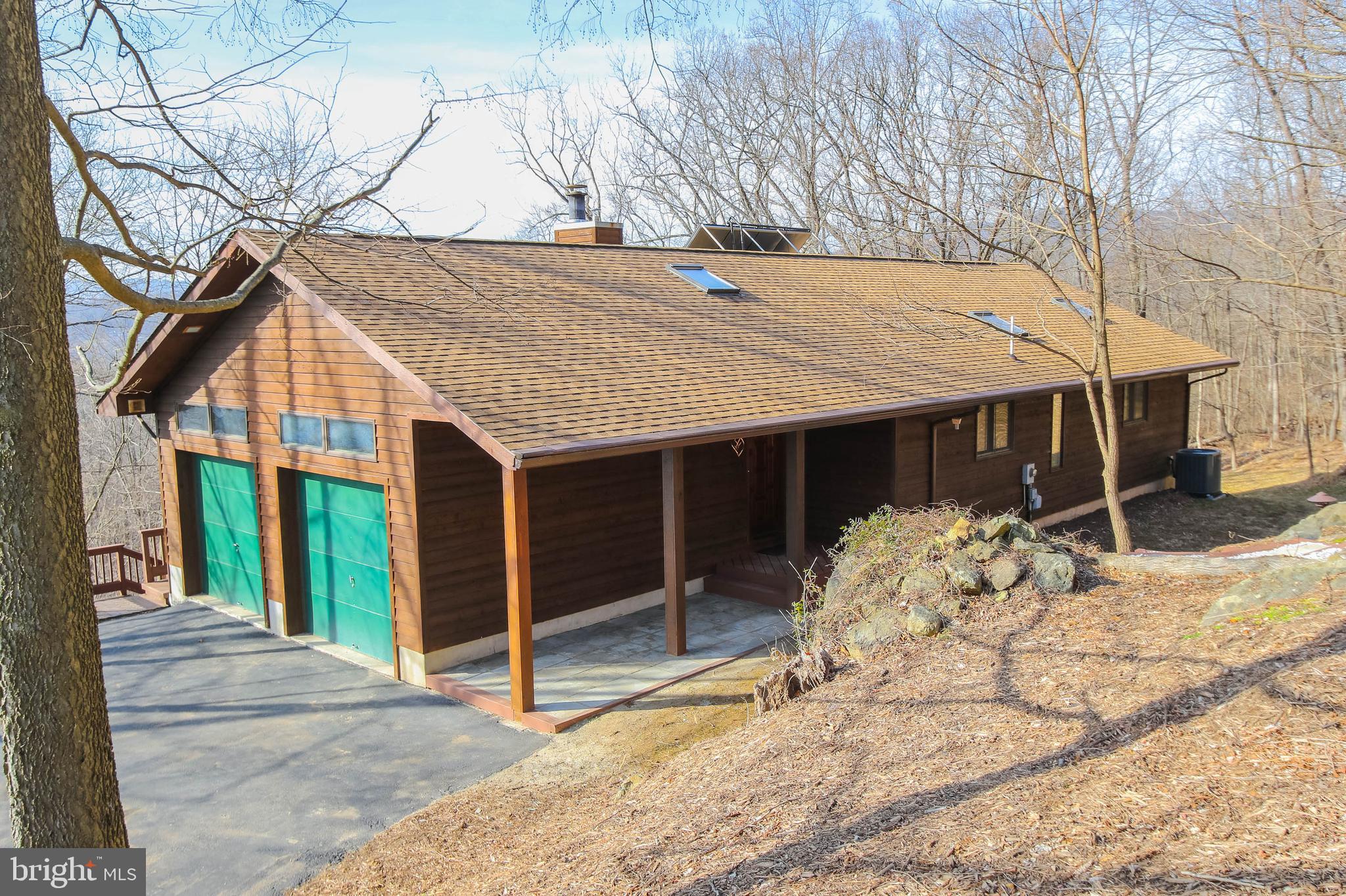 2943 Ward Kline Road Myersville, MD 21773 - Photo 4 of 69 Newer roof, large driveway, oversized garage