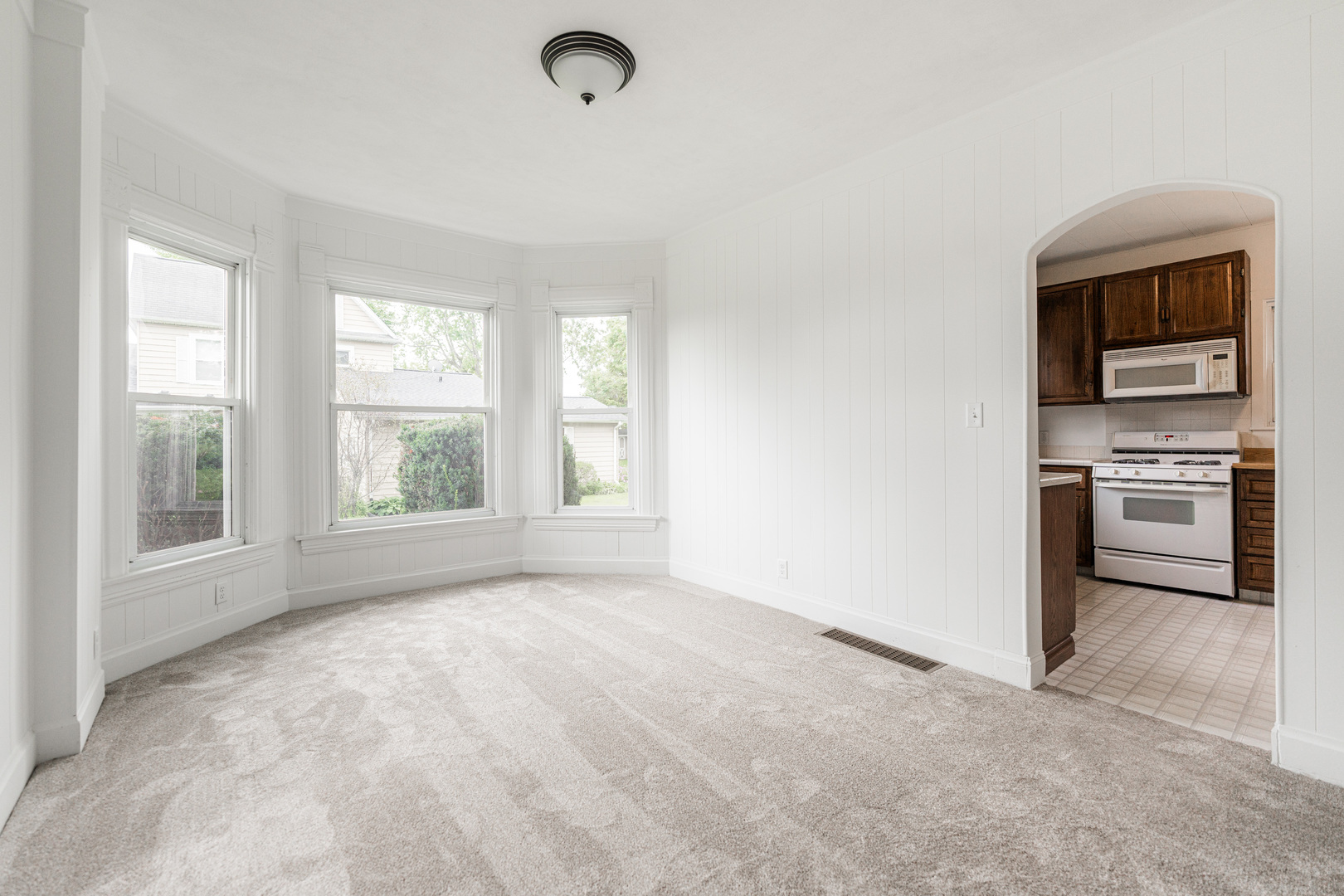 303 South Shabbona Road Shabbona, IL 60550 - Photo 9 of 41 Gallery Image 9
