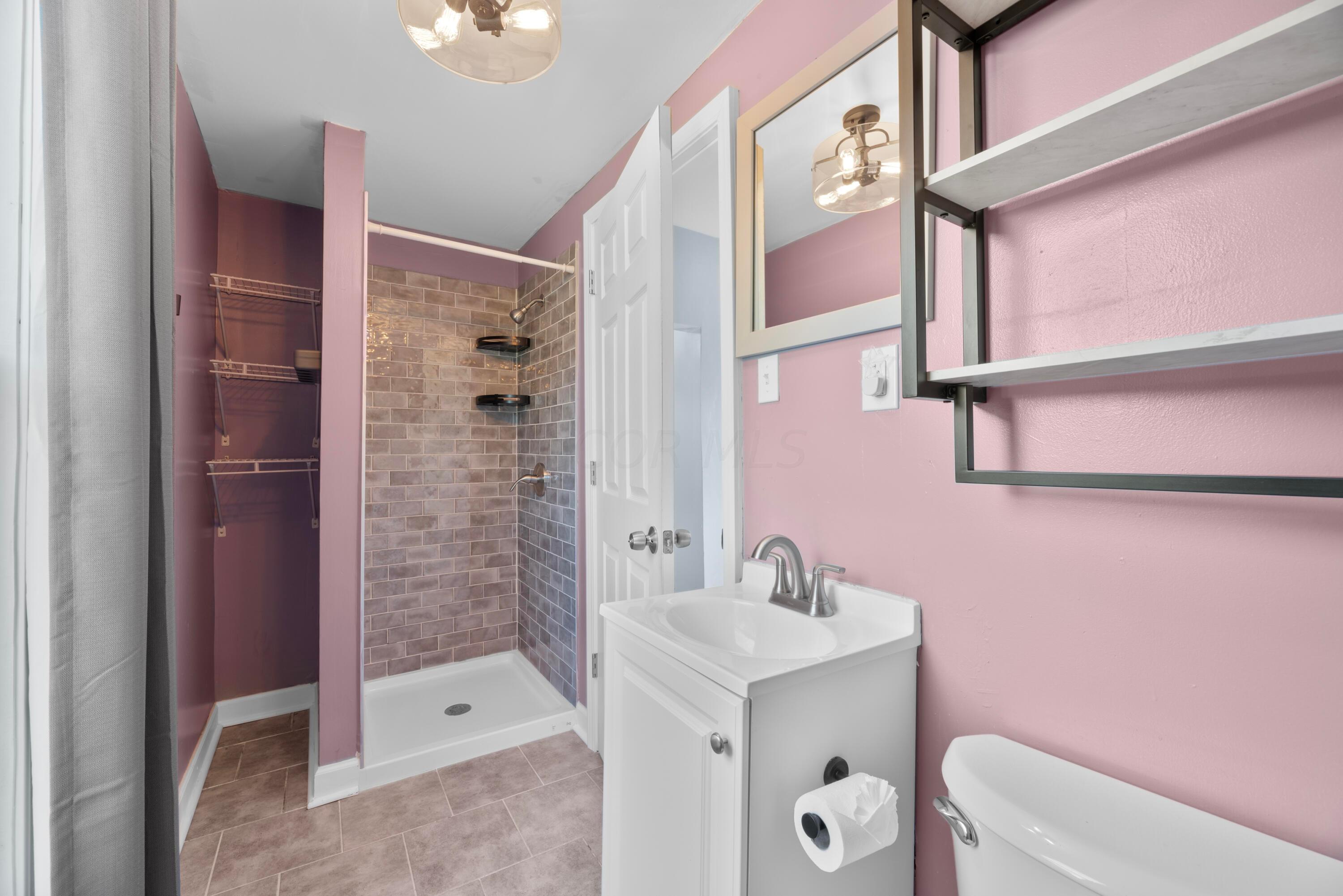 1320 East Weber Road Columbus, OH 43224 - Photo 19 of 42 MAR_1284