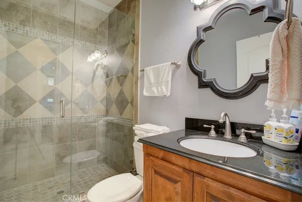 $1,695,000 | 32557 Pine Cone Court, Running Springs, CA 92382