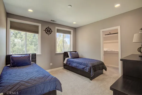 $1,695,000 | 32557 Pine Cone Court, Running Springs, CA 92382