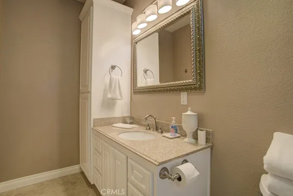 $1,695,000 | 32557 Pine Cone Court, Running Springs, CA 92382