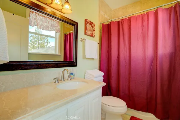 $1,695,000 | 32557 Pine Cone Court, Running Springs, CA 92382