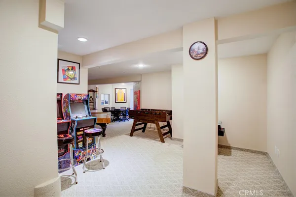 $1,695,000 | 32557 Pine Cone Court, Running Springs, CA 92382