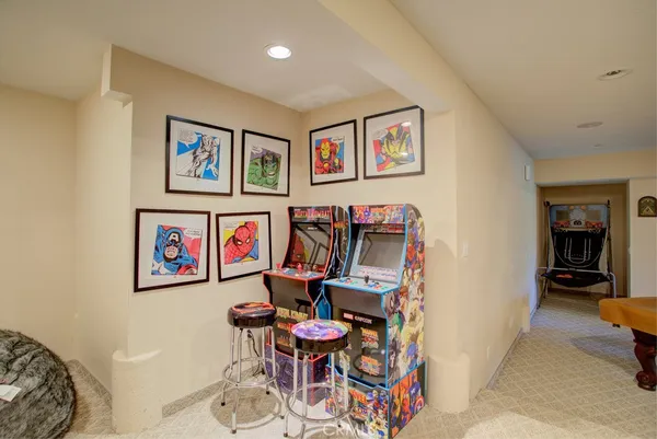 $1,695,000 | 32557 Pine Cone Court, Running Springs, CA 92382