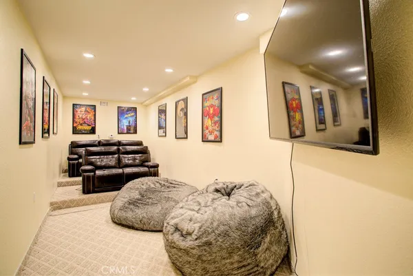 $1,695,000 | 32557 Pine Cone Court, Running Springs, CA 92382