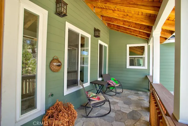 $1,695,000 | 32557 Pine Cone Court, Running Springs, CA 92382