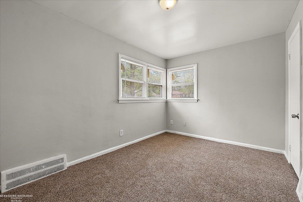16630 Winston Street Detroit, MI 48219 - Photo 12 of 22