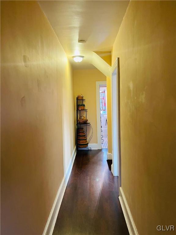714 Pembroke Road Bethlehem, PA 18018 - Photo 23 of 33 Gallery Image 23