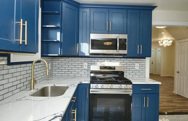 $1,158,888 | 241-20 83rd Avenue | Bellerose