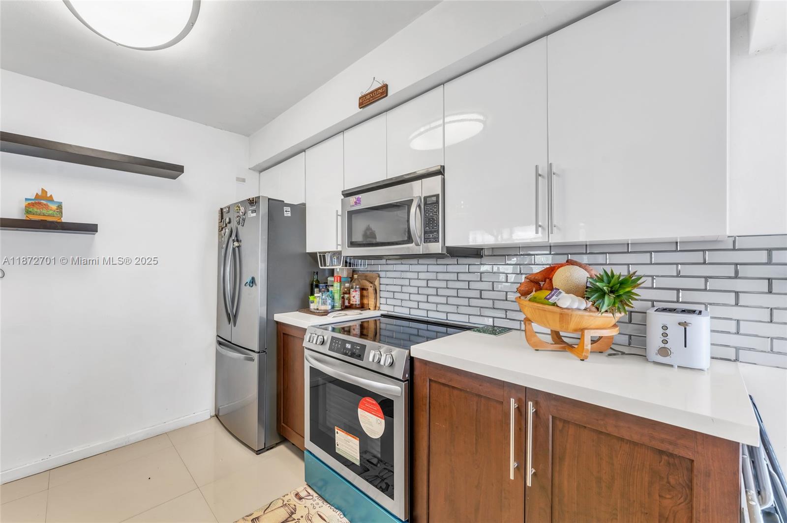 20170 Northeast 3rd Court, Unit 5 Miami, FL 33179 - Photo 1 of 38