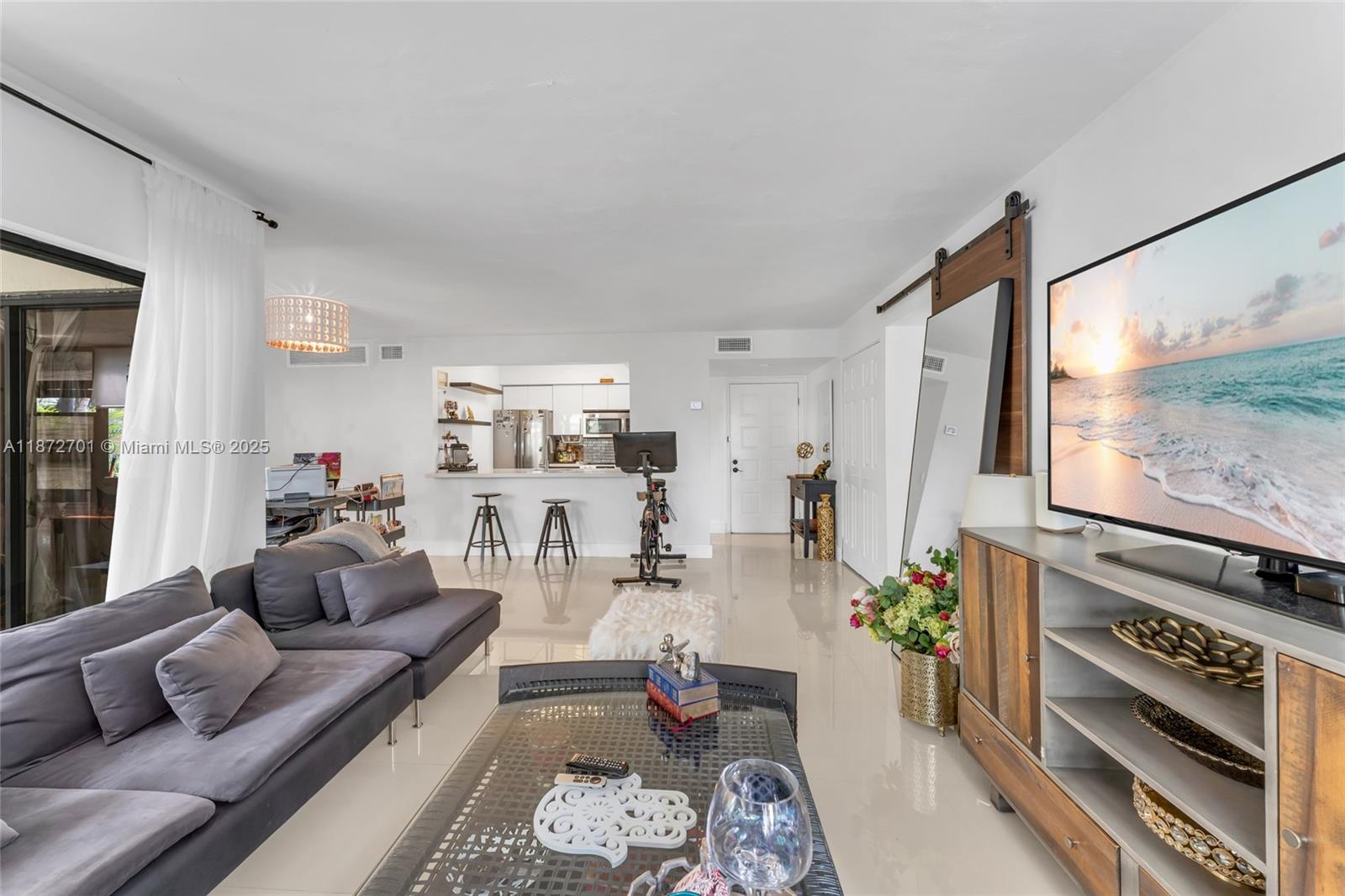 20170 Northeast 3rd Court, Unit 5 Miami, FL 33179 - Photo 14 of 38