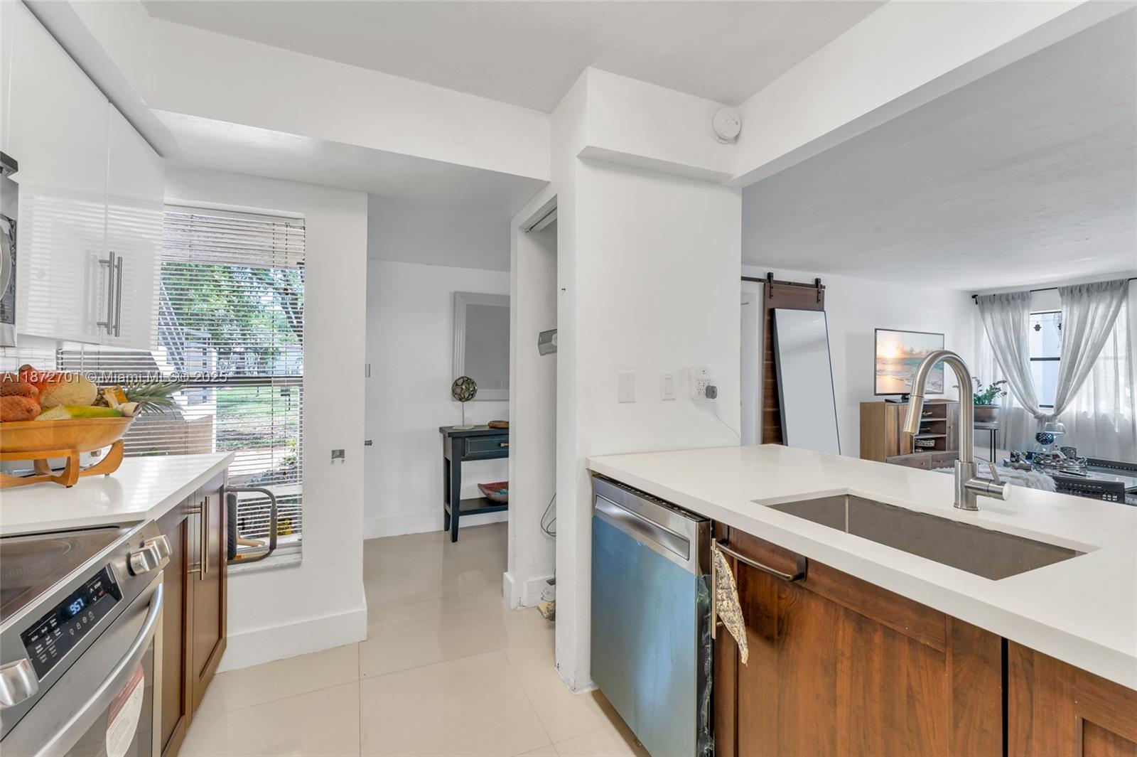 20170 Northeast 3rd Court, Unit 5 Miami, FL 33179 - Photo 17 of 38