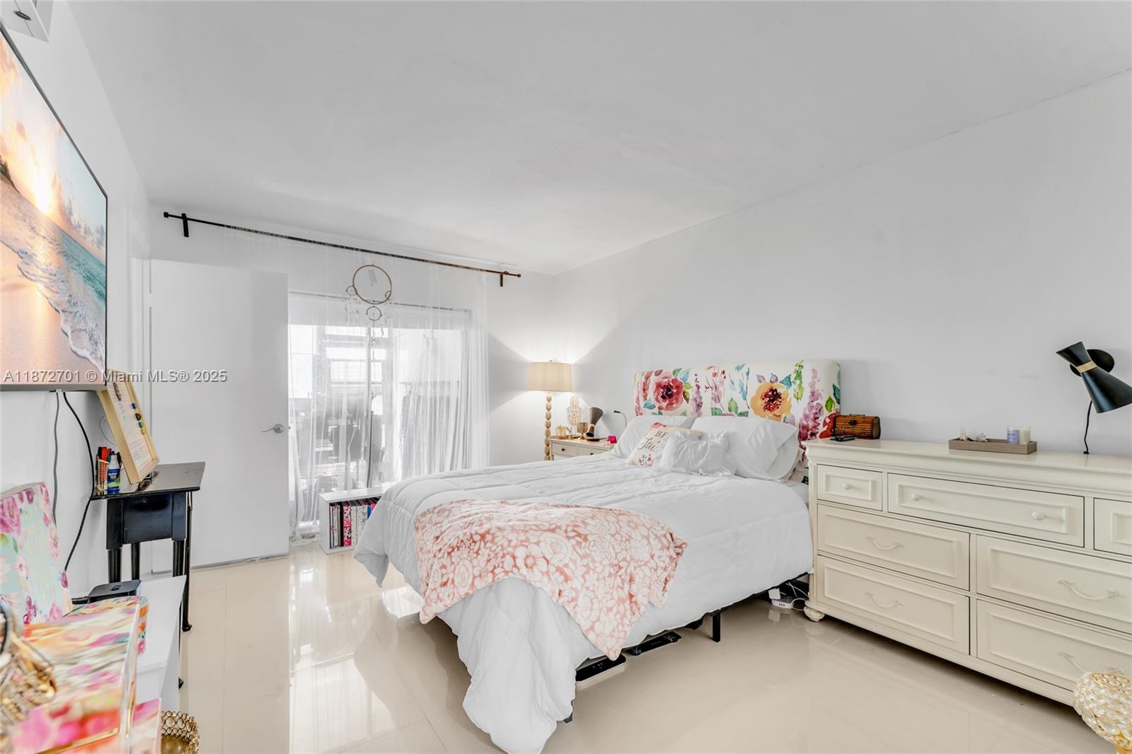 20170 Northeast 3rd Court, Unit 5 Miami, FL 33179 - Photo 21 of 38