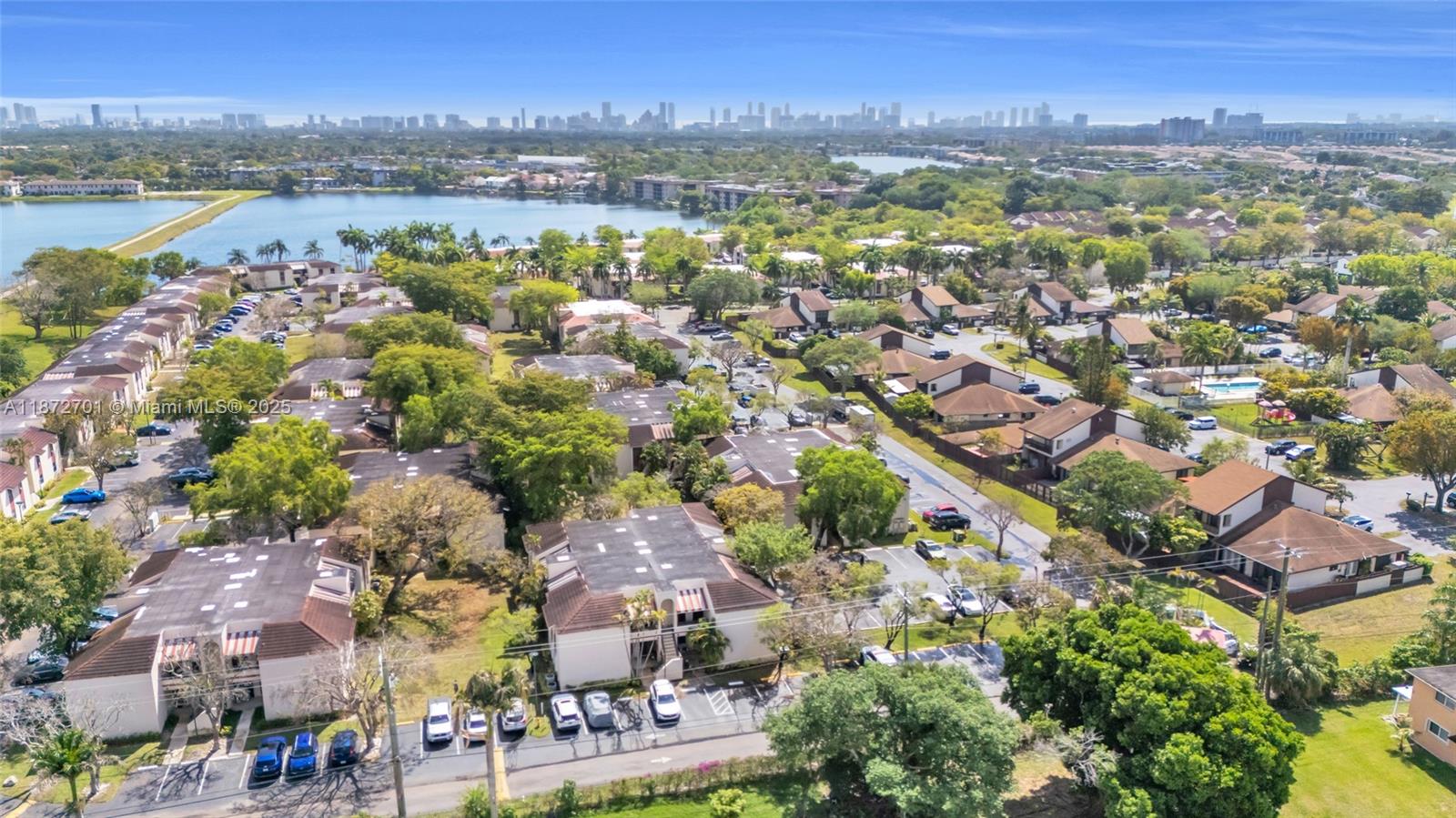 20170 Northeast 3rd Court, Unit 5 Miami, FL 33179 - Photo 32 of 38