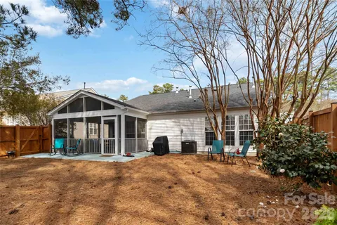 $440,000 | 9708 Kestral Ridge Drive, Charlotte, NC 28269