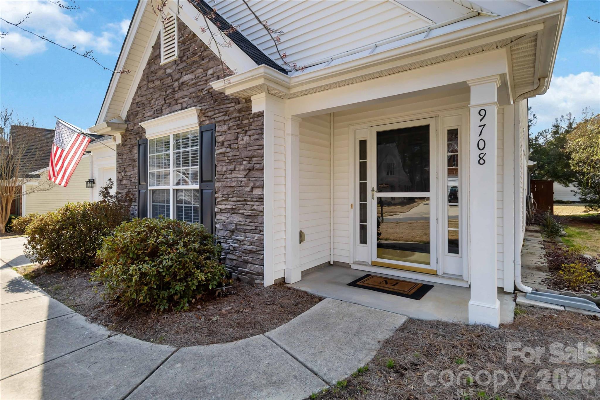 9708 Kestral Ridge Drive Charlotte, NC 28269 - Photo 5 of 36