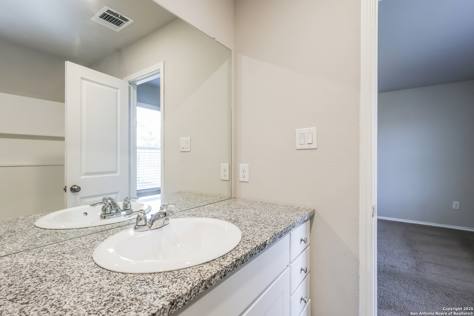 6419 Pickaxe Way San Antonio, TX 78252 - Photo 13 of 15