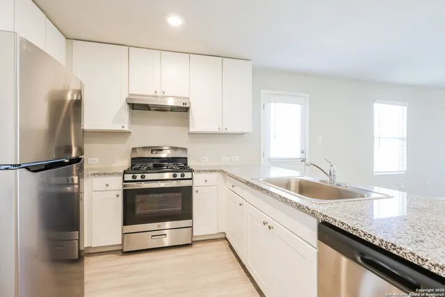 $1,645 | 6419 Pickaxe Way, San Antonio, TX 78252