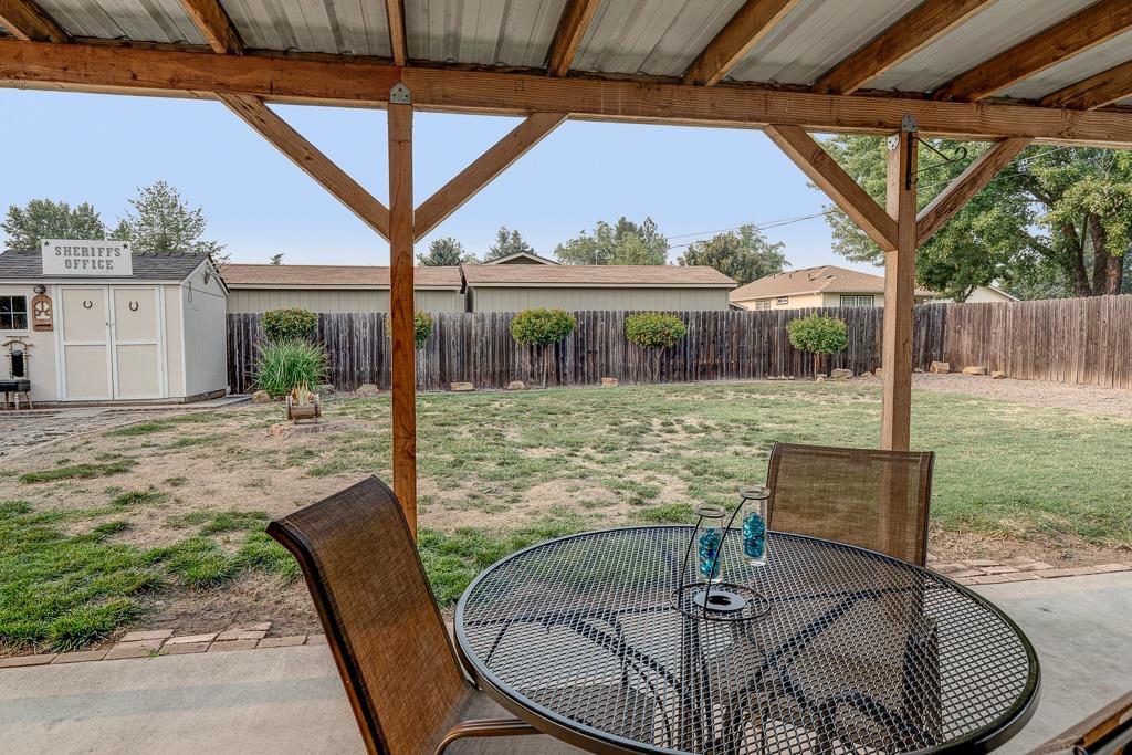 1939 Roberts Road Medford, OR 97504 - Photo 6 of 27 Additional Photo