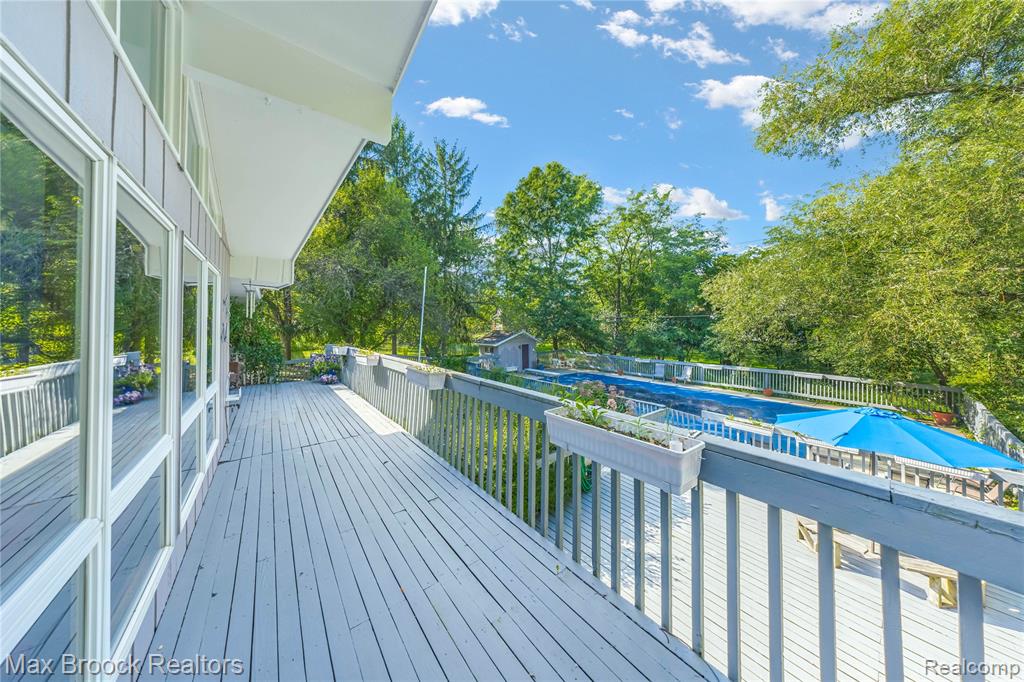 35550 Pleasant Valley Road Farmington Hills, MI 48331 - Photo 66 of 86 Gallery Image 66