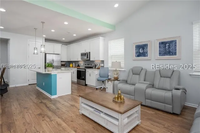 $3,025 | 198 Sandbar Lane, Unit 102, Hardeeville, SC 29927