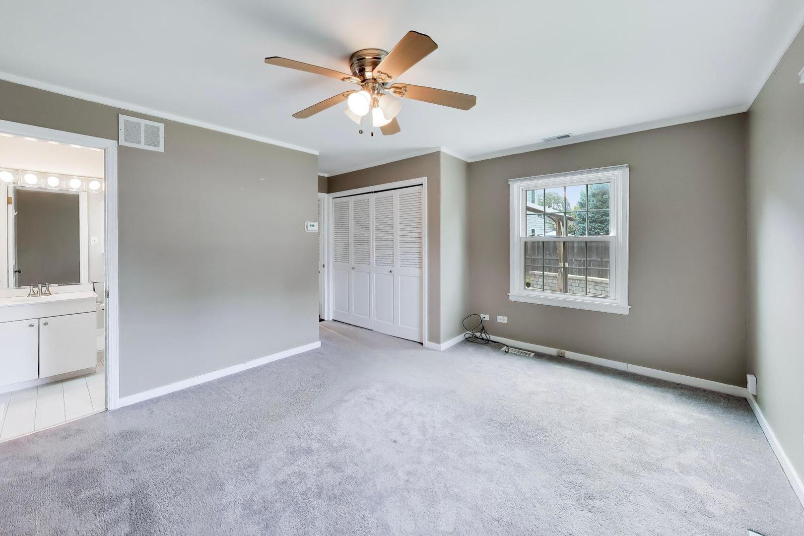 1706 Illinois Road Northbrook, IL 60062 - Photo 15 of 27