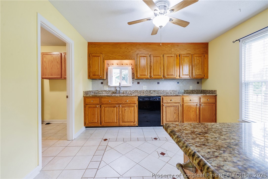 209 Old Farm Road Raeford, NC 28376 - Photo 8 of 31