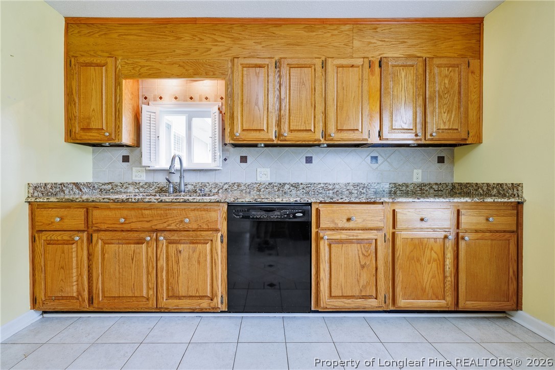 209 Old Farm Road Raeford, NC 28376 - Photo 10 of 31