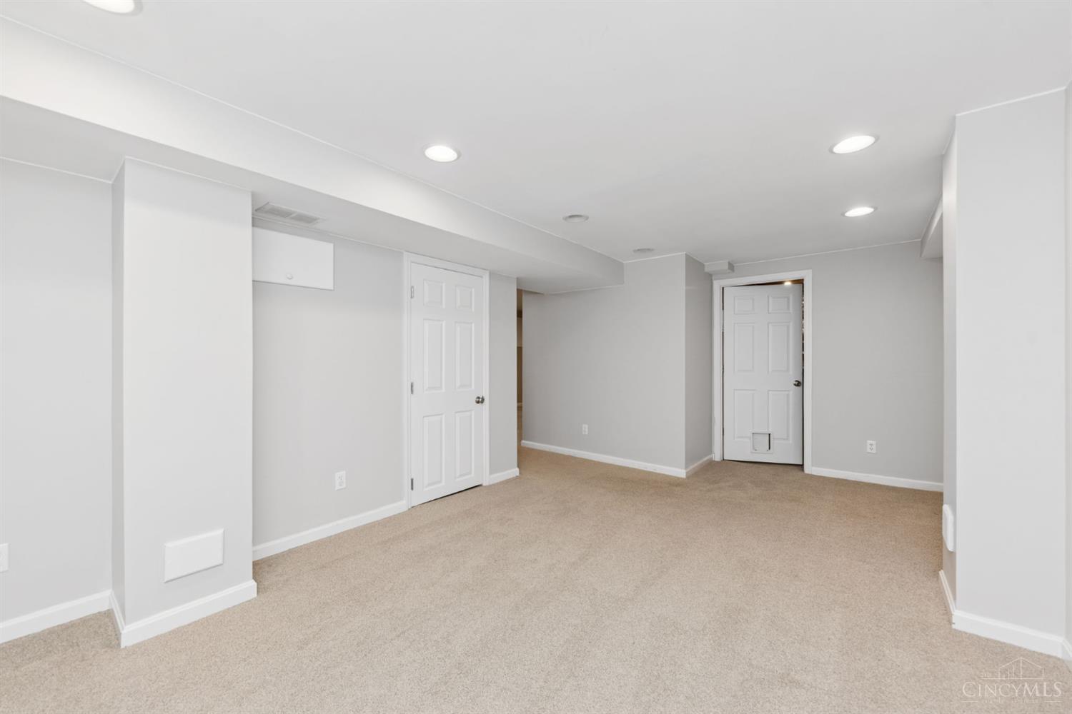 4609 Laurel Ridge Court Cincinnati, OH 45244 - Photo 27 of 37 Gallery Image 27