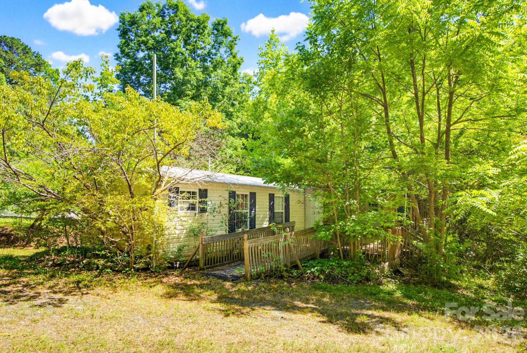 2239 Capps Road York, SC 29745 - Photo 13 of 32
