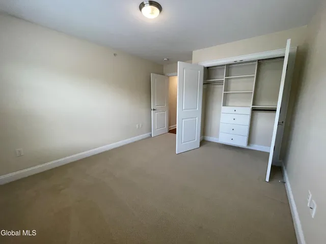 $1,725 | 74 Weibel Avenue, Unit 13SR202, Saratoga Springs, NY 12866