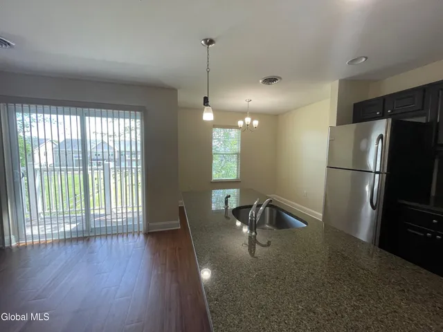 $1,725 | 74 Weibel Avenue, Unit 13SR202, Saratoga Springs, NY 12866