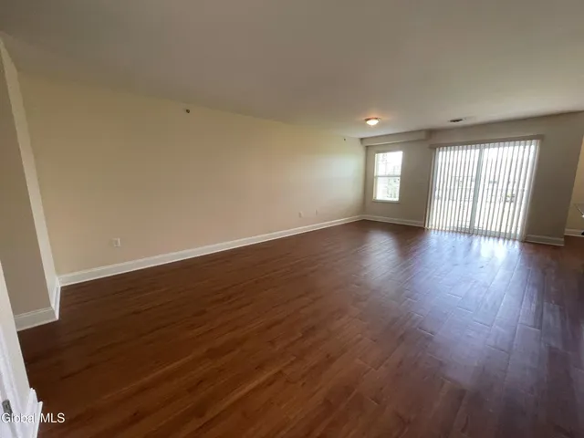 $1,725 | 74 Weibel Avenue, Unit 13SR202, Saratoga Springs, NY 12866