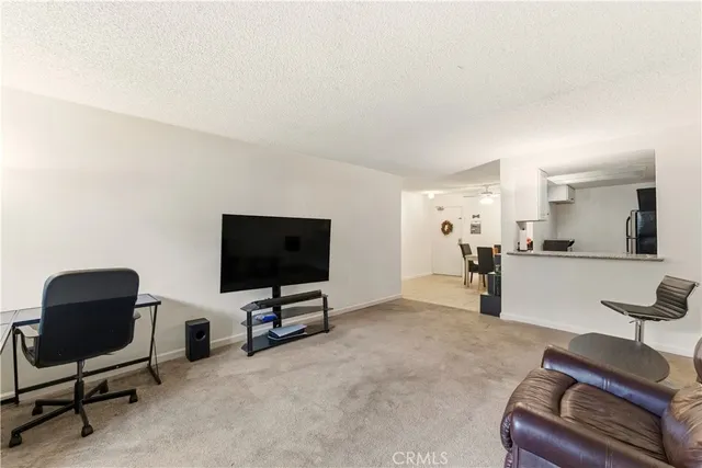 $286,000 | 600 West 3rd Street, Unit B116, Santa Ana, CA 92701
