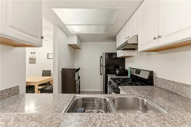 $286,000 | 600 West 3rd Street, Unit B116, Santa Ana, CA 92701