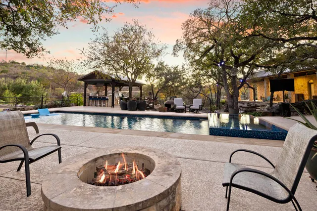 an outdoor space with lots of furniture