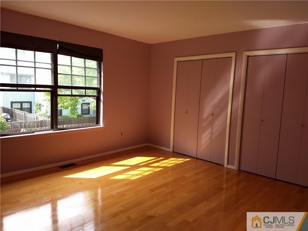 21 Rutledge Court East Brunswick, NJ 08816 - Photo 11 of 20 Gallery Image 11