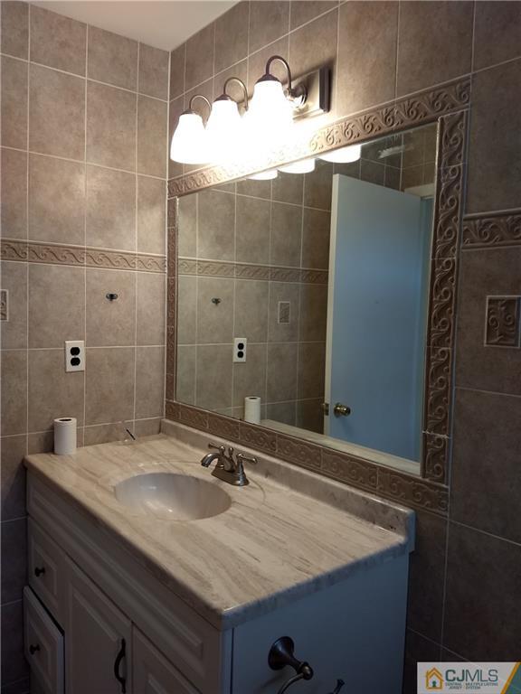 21 Rutledge Court East Brunswick, NJ 08816 - Photo 17 of 20 Gallery Image 17