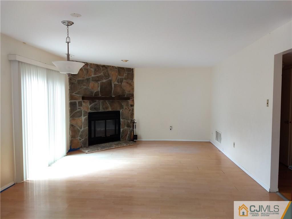 21 Rutledge Court East Brunswick, NJ 08816 - Photo 7 of 20 Gallery Image 7