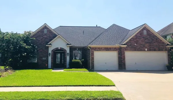 $2,950 | 3540 Charleston Lane, Beaumont, TX 77706