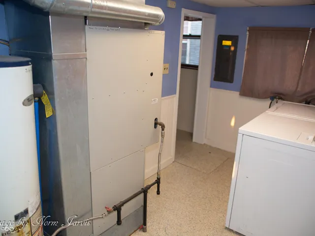 $164,900 | 1623 South K Street, Elwood, IN 46036