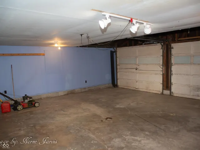 $164,900 | 1623 South K Street, Elwood, IN 46036