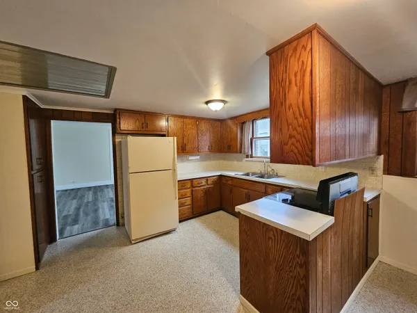 $154,900 | 1623 South K Street, Elwood, IN 46036