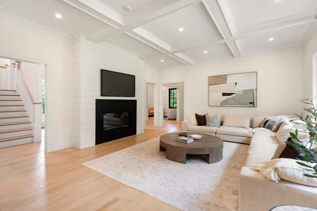 92 Hill Street Lexington, MA 02421 - Photo 11 of 41
