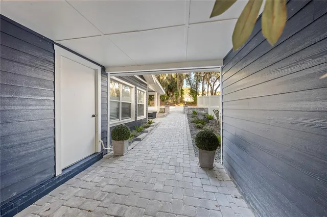 $849,900 | 15340 Southeast 140th Avenue Road, Weirsdale, FL 32195