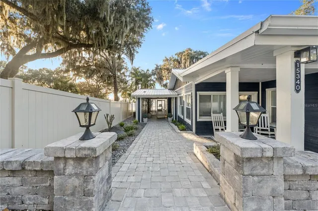 $849,900 | 15340 Southeast 140th Avenue Road, Weirsdale, FL 32195